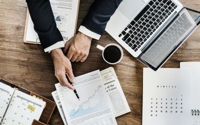 RELACIÓN ENTRE ESTRÉS Y RENDIMIENTO